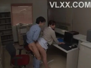 Thầy pháp giúp em gái lồn tơ mở rộng tiền tài