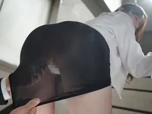 Vợ của anh trai về quê chơi bị cậu em Anh xã quan hệ đến khi mang bầu